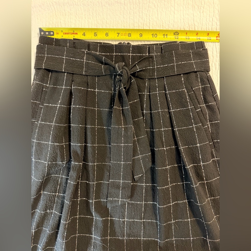 H&M Black Grid Pencil Skirt With A Slight Flare - Picture 8 of 9